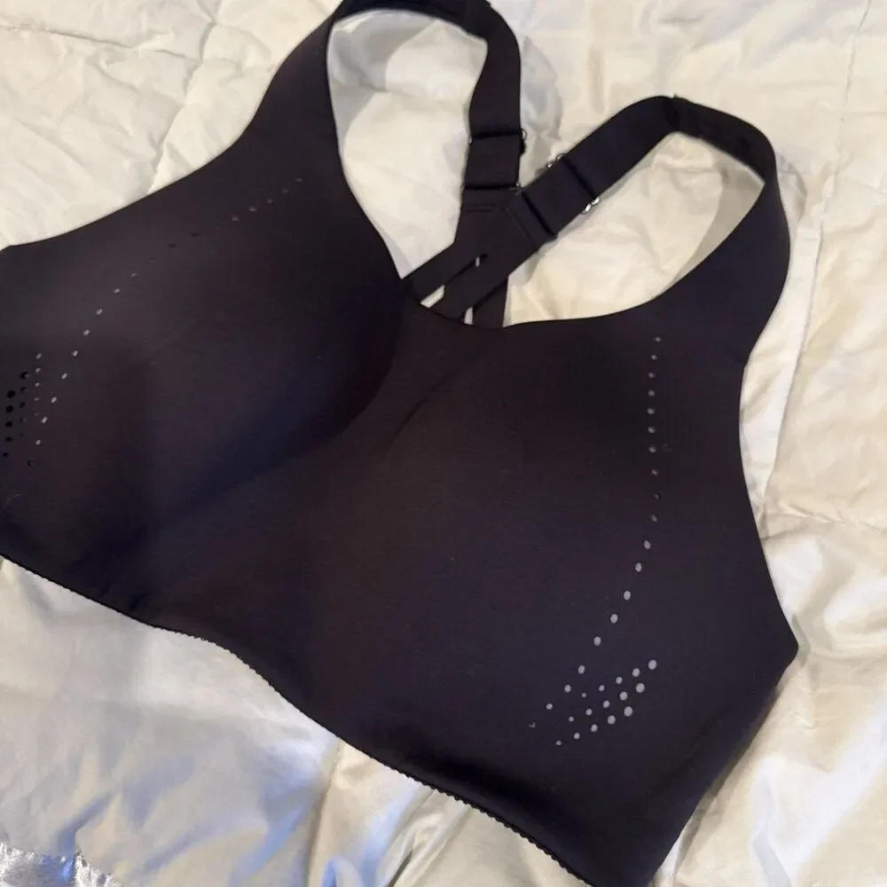 Lululemon Air support Sports Bra Black Size 36 D